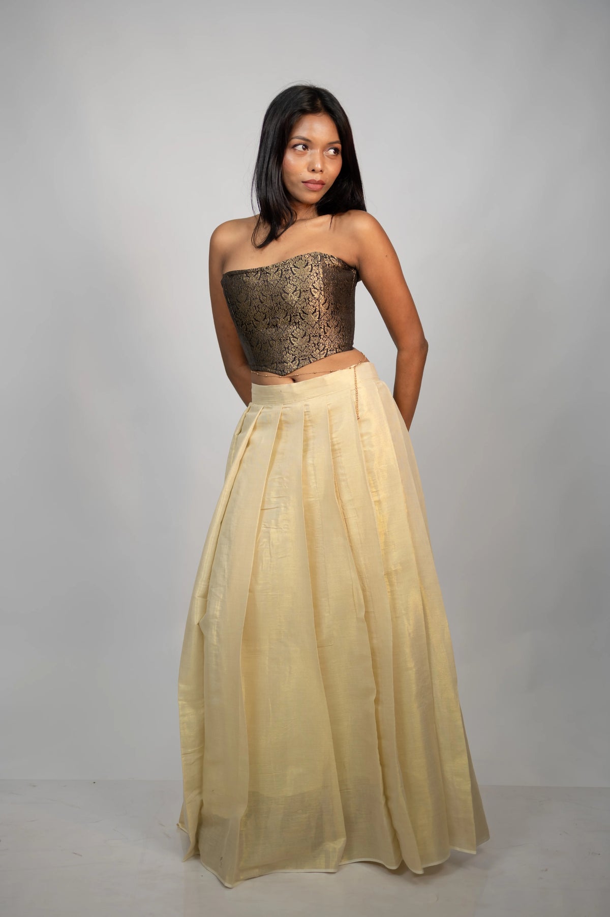 Nocturne Zari black antique gold brocade corset full look